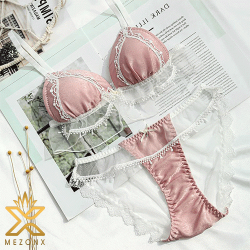 ست شورت و سوتین برند ینینچی Yeni Inci کد 303 ست شورت و سوتین برند ینینچی Yeni Inci کد 303